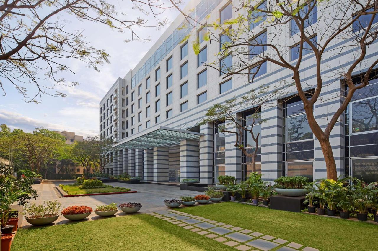 Grand Hyatt Mumbai Hotel And Residences Eksteriør billede The Oberoi, Mumbai