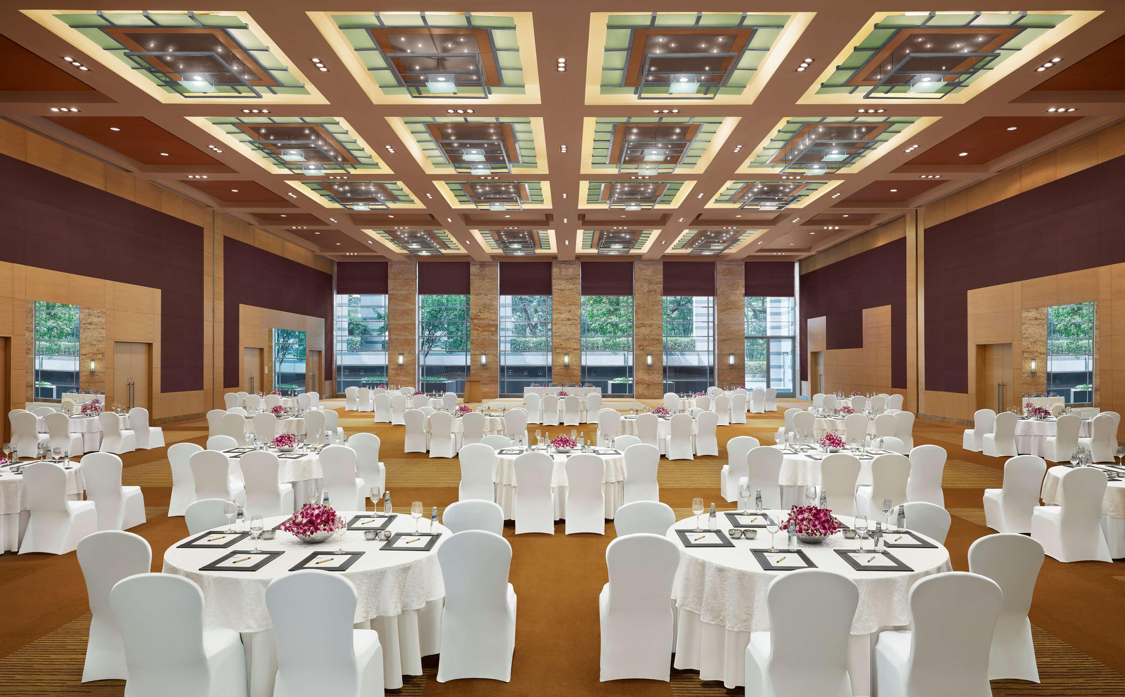 Grand Hyatt Mumbai Hotel And Residences Eksteriør billede The Grand Ballroom