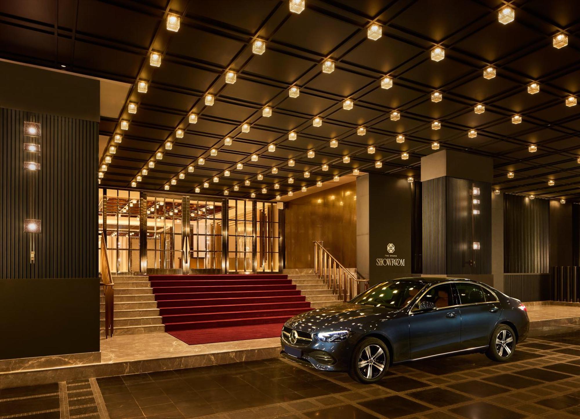 Grand Hyatt Mumbai Hotel And Residences Eksteriør billede Entrance