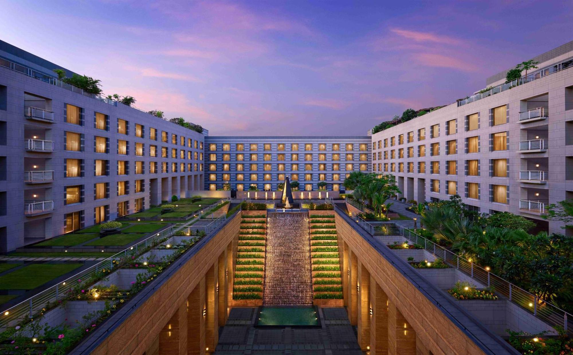 Grand Hyatt Mumbai Hotel And Residences Eksteriør billede The Park, Hyderabad